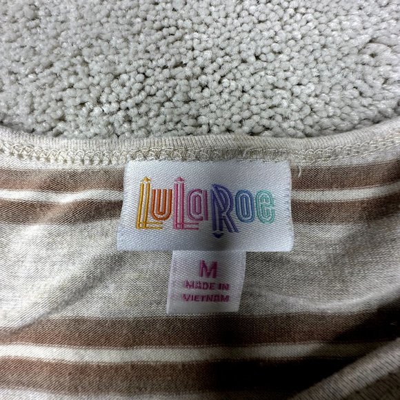 Lula Roe Women's Pullover‎ Top Size Medium - Picture 2 of 6